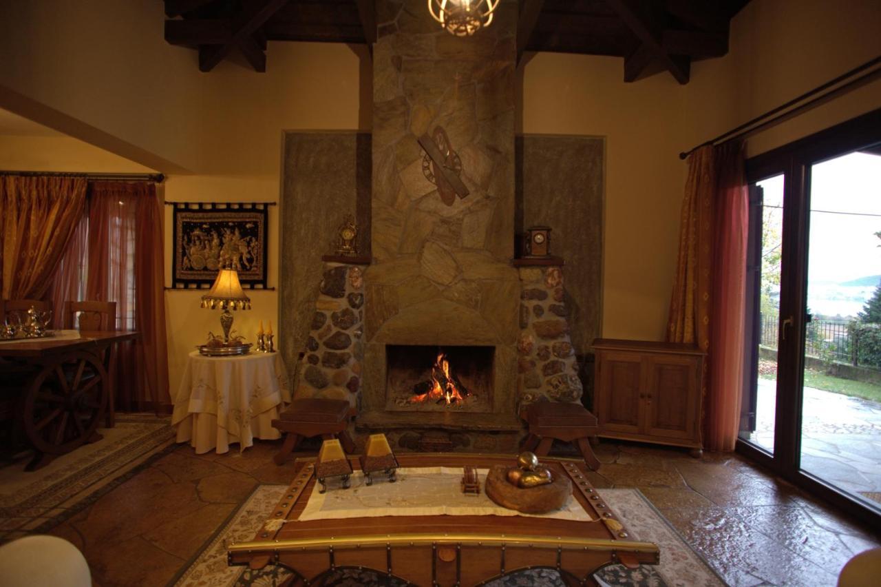 Villa Wood And Stone à Ioannina Extérieur photo