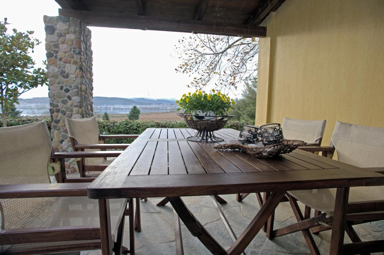 Villa Wood And Stone à Ioannina Extérieur photo