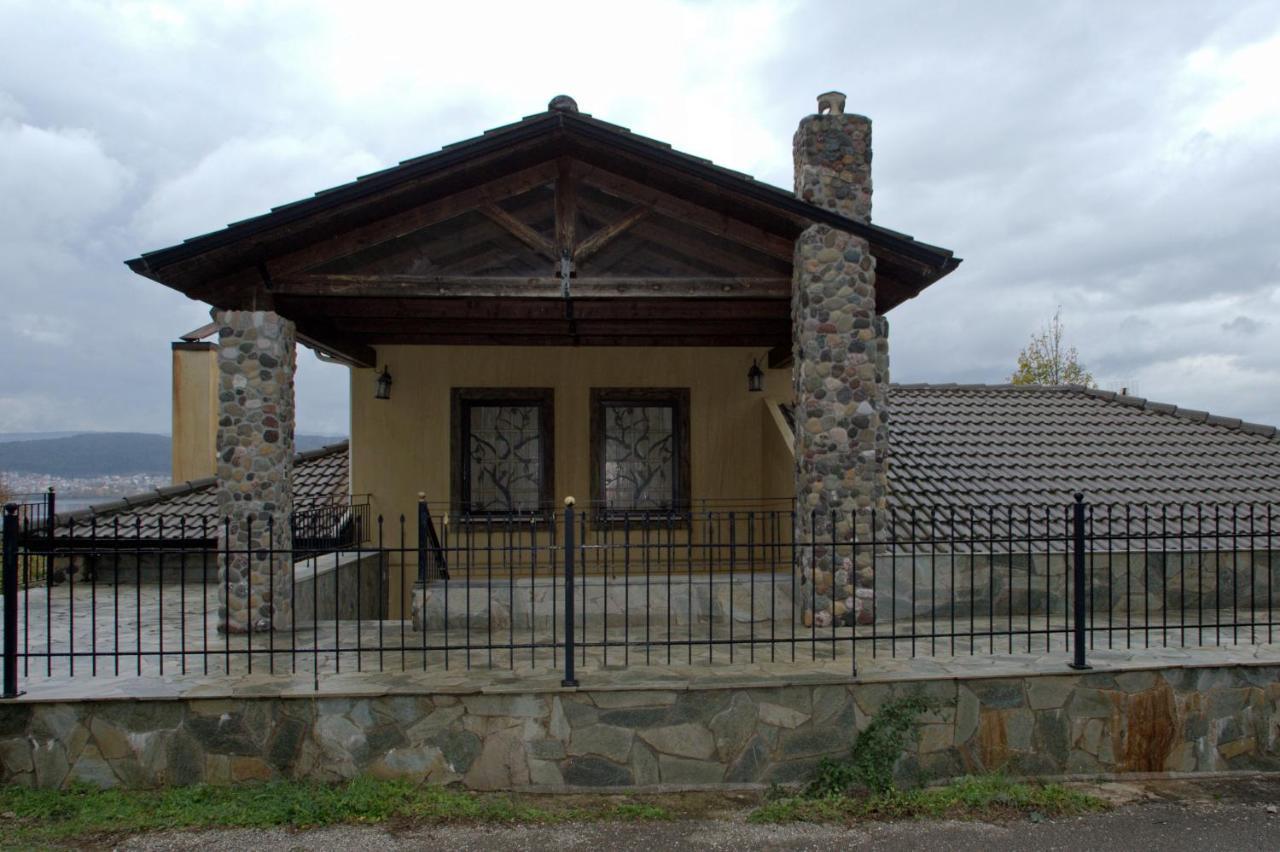 Villa Wood And Stone à Ioannina Extérieur photo